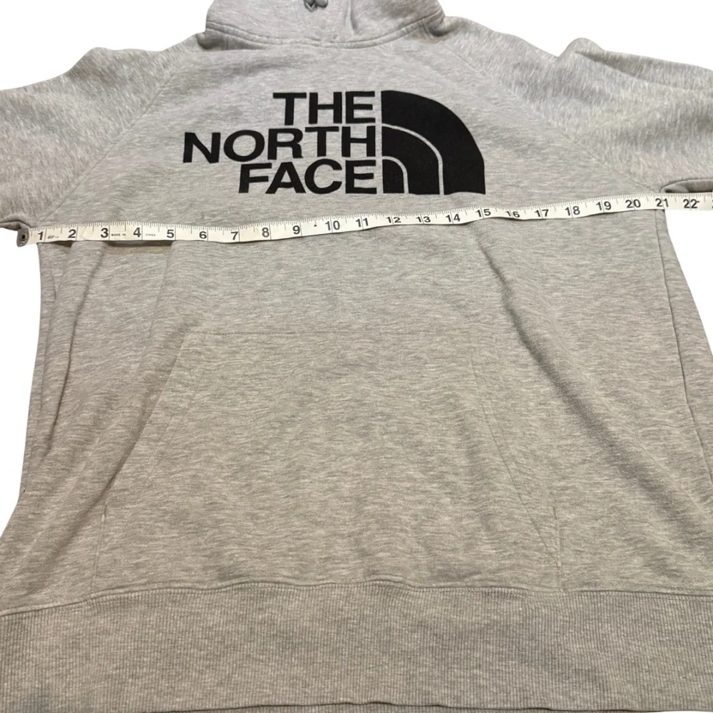The North Face Gray Hoodie‎ Sweatshirt Women’s Medium Drawstring Cotton Blend